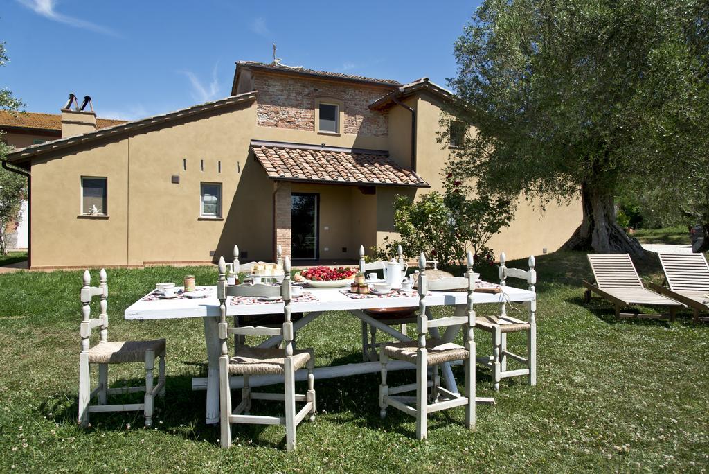 Agriturismo L'Isola Crespina Dış mekan fotoğraf